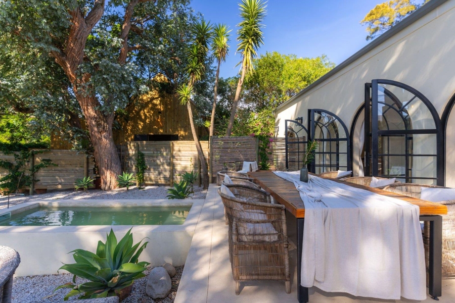 6 Bedroom Property for Sale in Hout Bay Western Cape